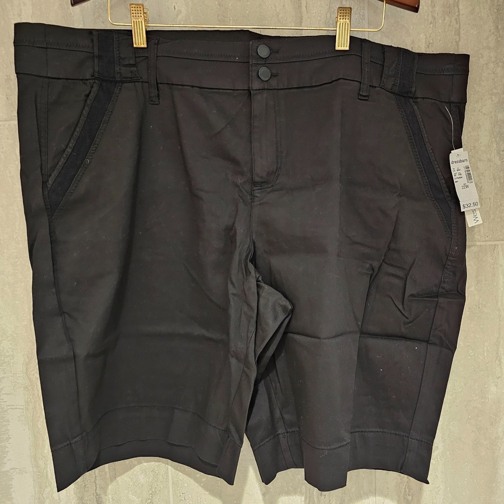 Westport Womens Shorts Bermuda Signature Fit Mid Rise BLACK Plus Size 22 NWT